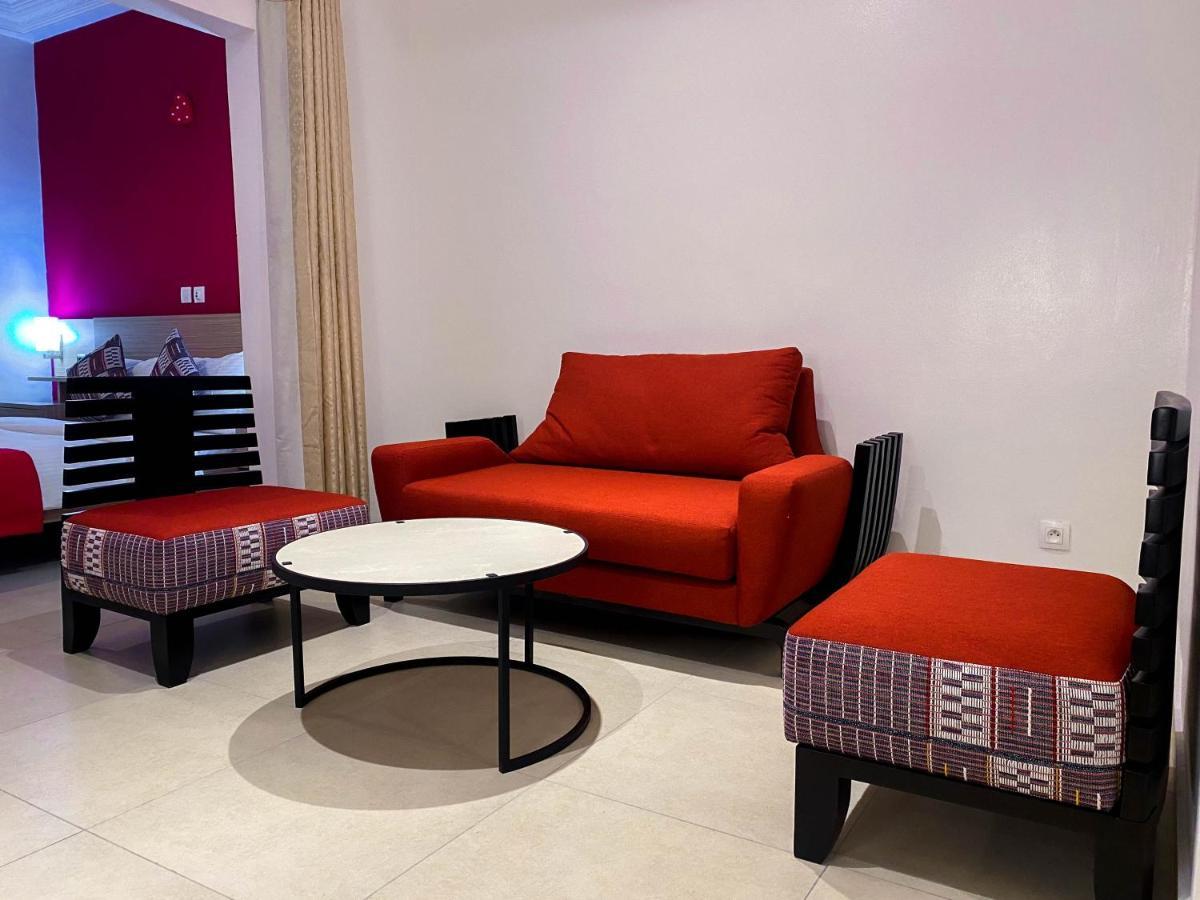 Robert'S Hotel Abidjan Extérieur photo