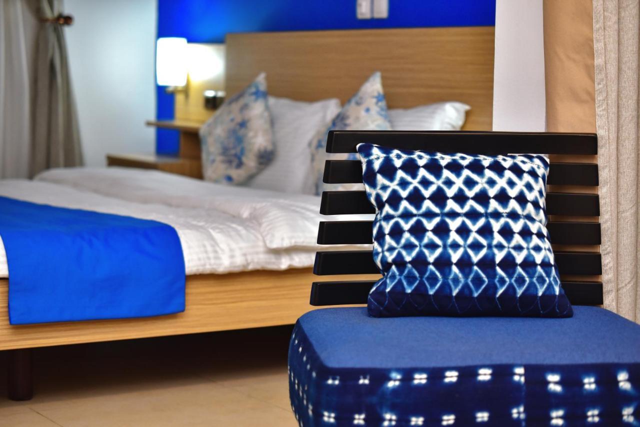 Robert'S Hotel Abidjan Extérieur photo