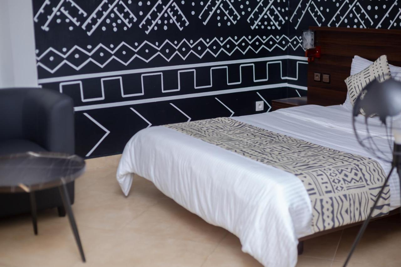 Robert'S Hotel Abidjan Extérieur photo